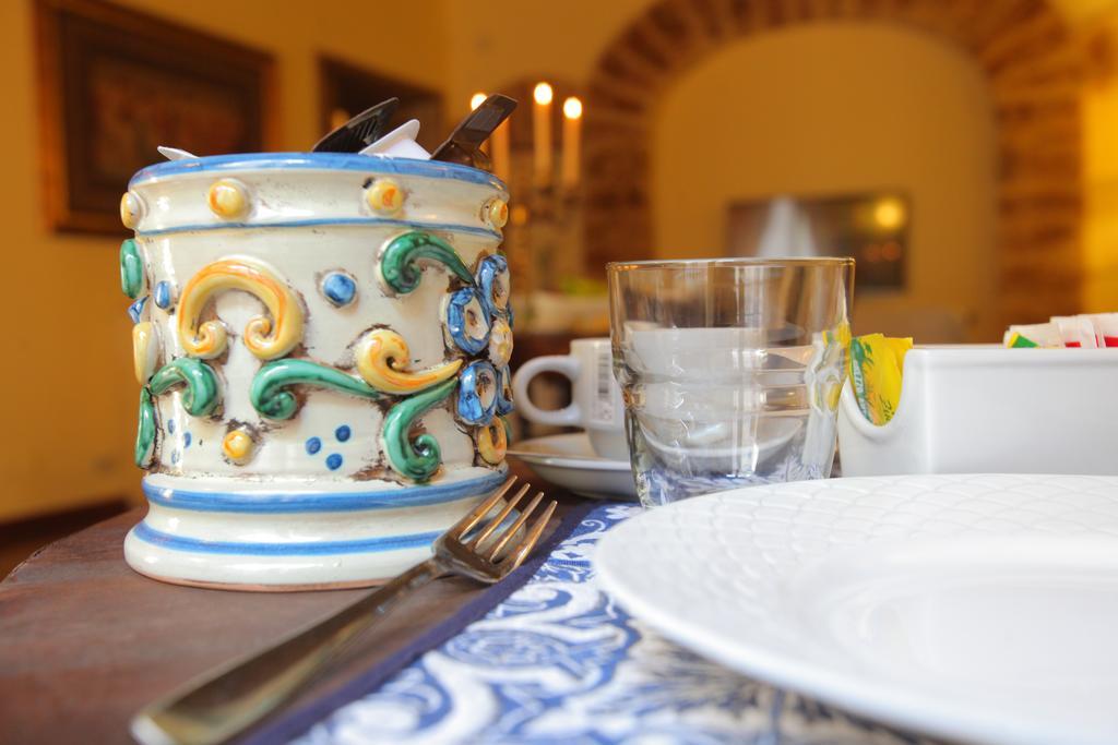 Antica Palermo R&B Bed and Breakfast Exteriör bild