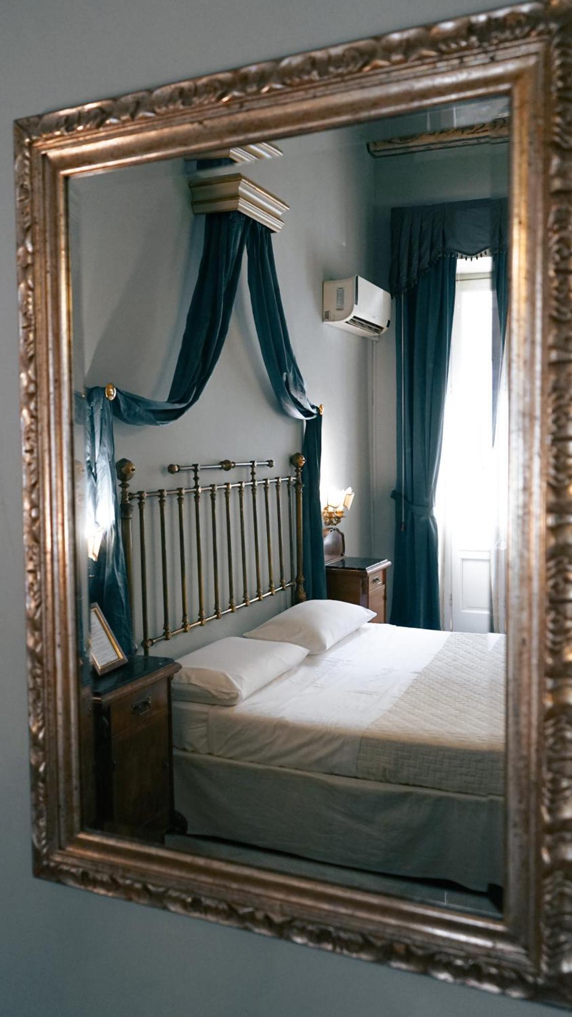 Antica Palermo R&B Bed and Breakfast Exteriör bild